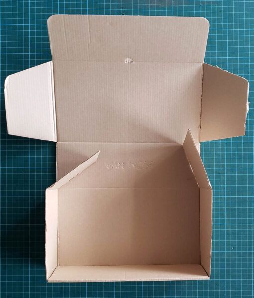 caja-delivery-26-carton-microcorrugado-ajidesign