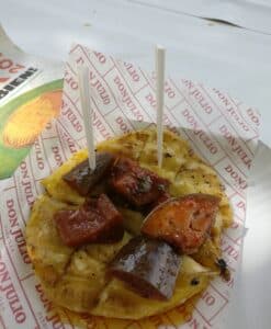 Alternative view of Pincho Erizo Blanco (x100)